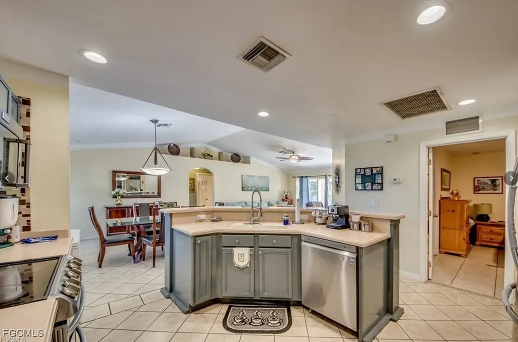 2608 Ceitus Parkway Cape Coral FL 33991