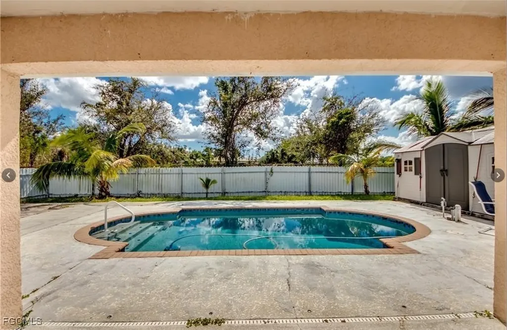 2608 Ceitus Parkway Cape Coral FL 33991