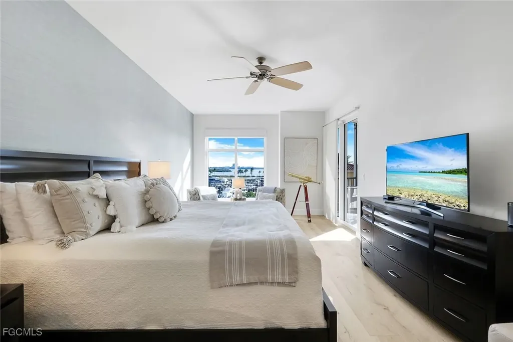 6021 Silver King Boulevard Cape Coral FL 33914