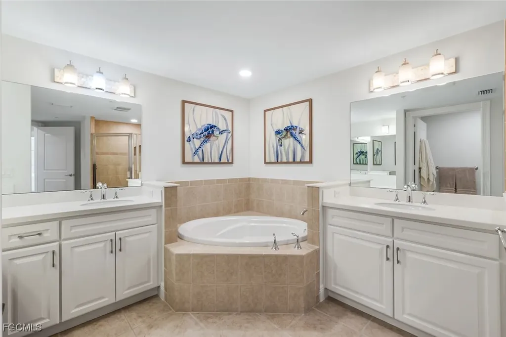 6021 Silver King Boulevard Cape Coral FL 33914