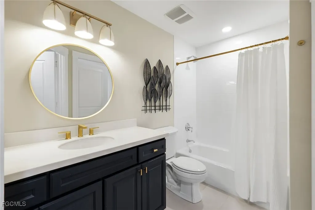 6021 Silver King Boulevard Cape Coral FL 33914