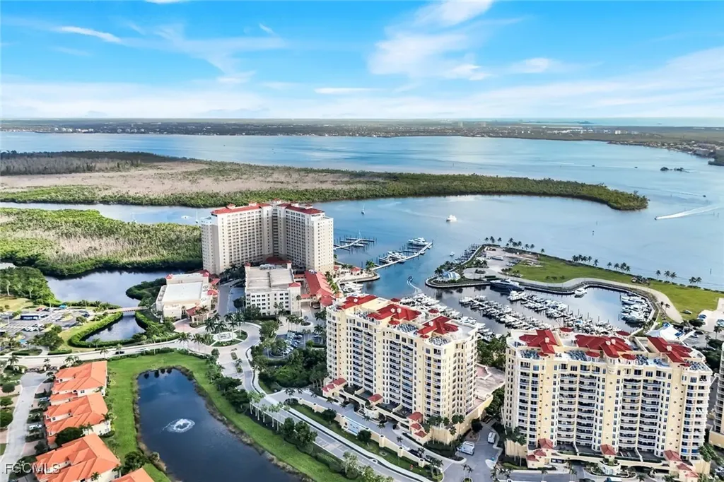 6021 Silver King Boulevard Cape Coral FL 33914