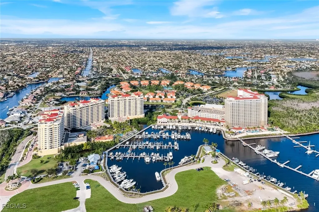 6021 Silver King Boulevard Cape Coral FL 33914