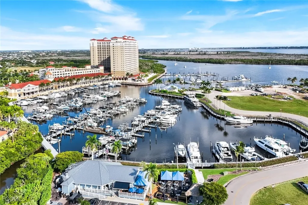 6021 Silver King Boulevard Cape Coral FL 33914