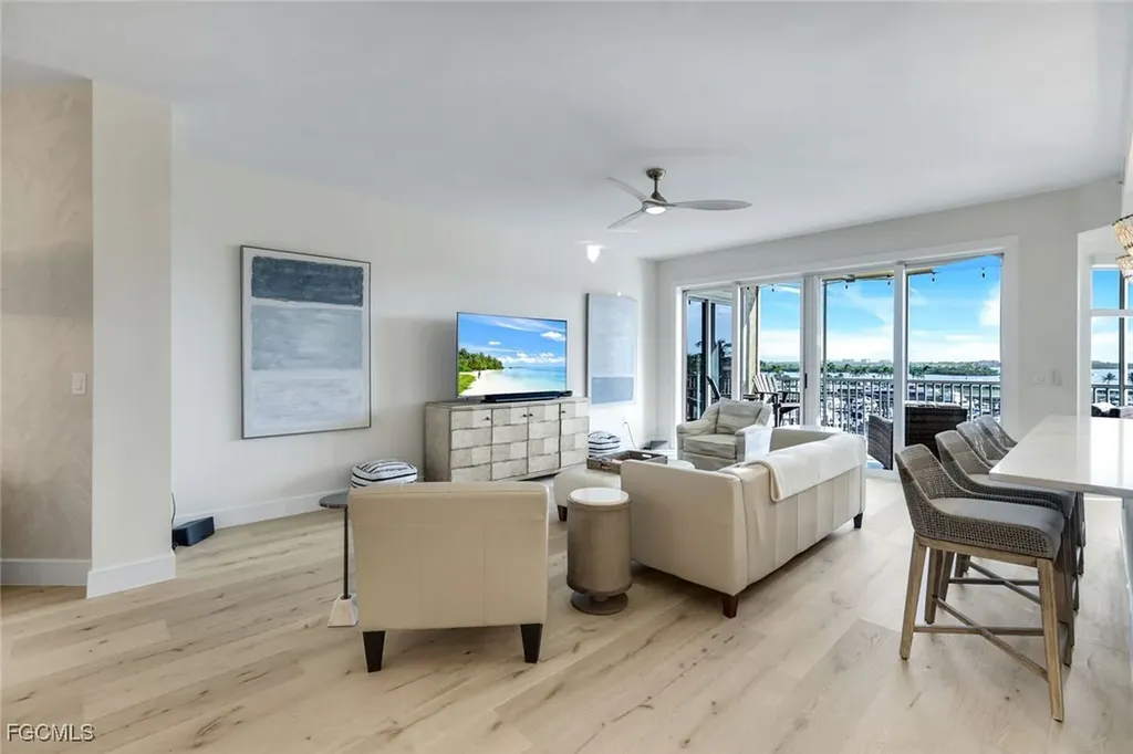 6021 Silver King Boulevard Cape Coral FL 33914
