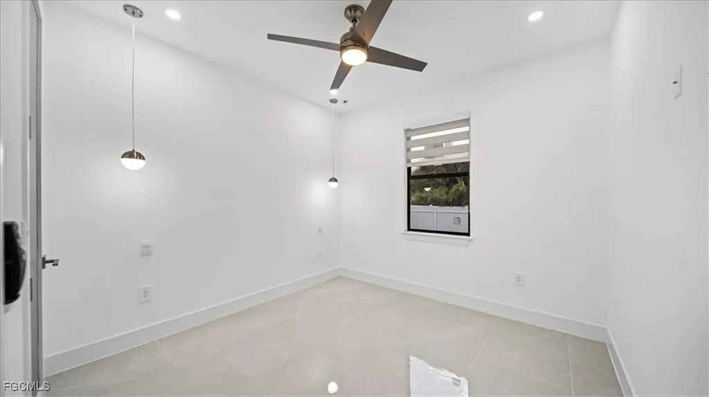 2820 NW 27th Avenue Cape Coral FL 33993