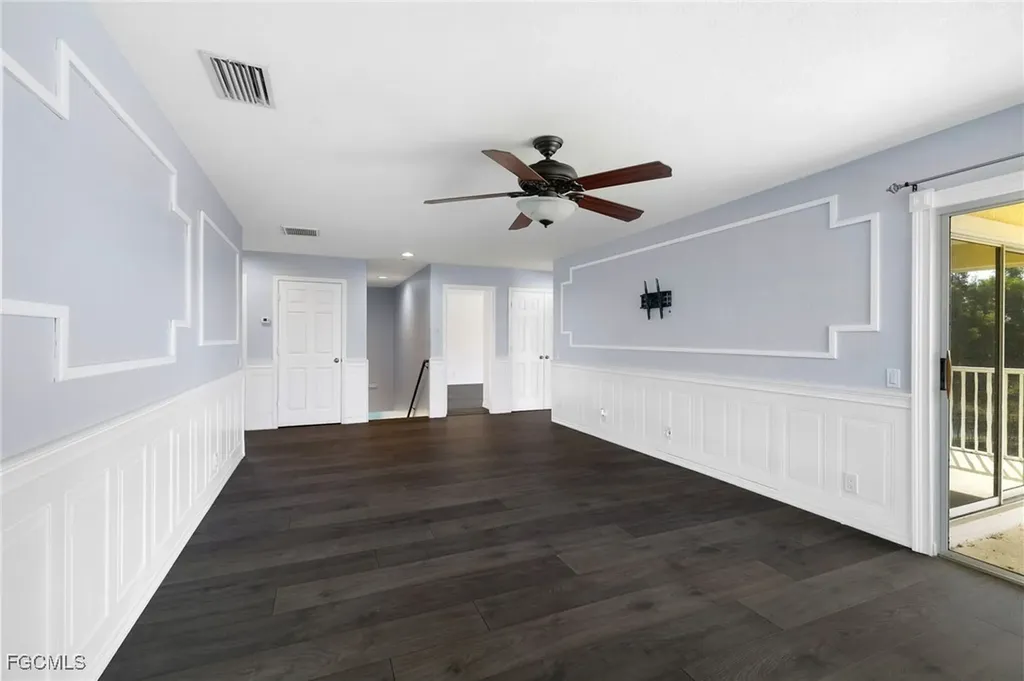 2201 Cape Heather Circle Cape Coral FL 33991