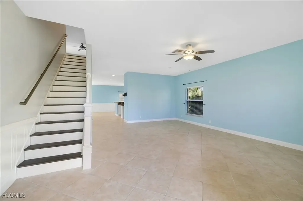 2201 Cape Heather Circle Cape Coral FL 33991