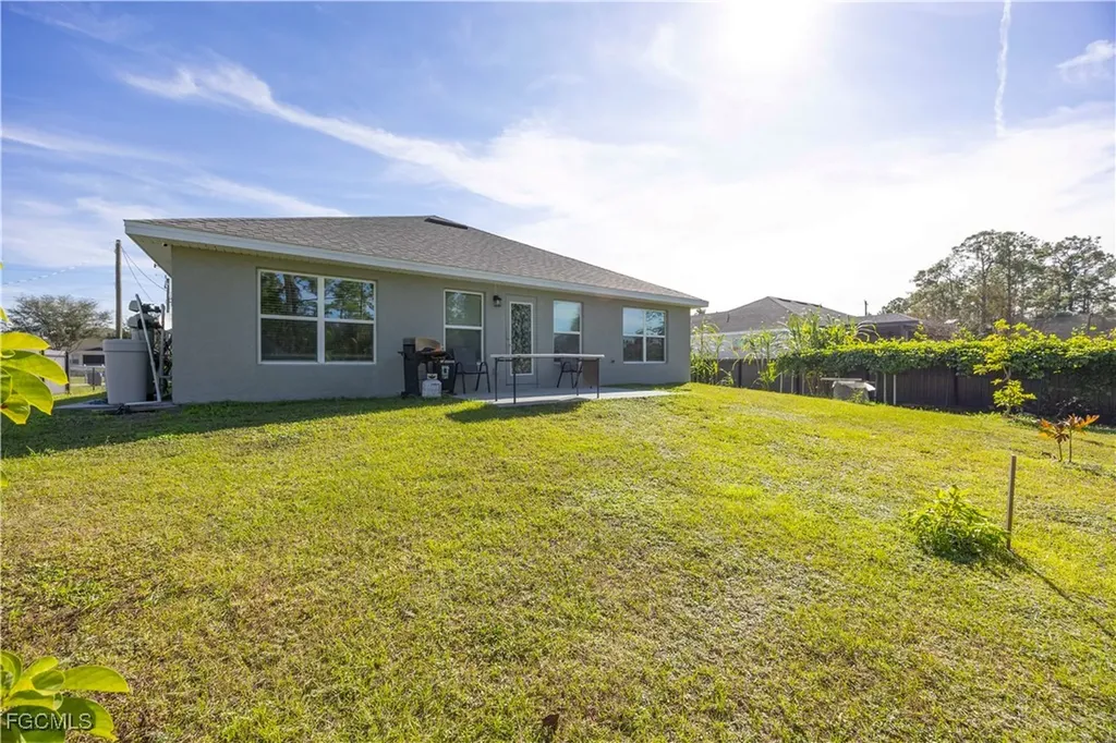1911 Lemona Avenue Lehigh Acres FL 33972