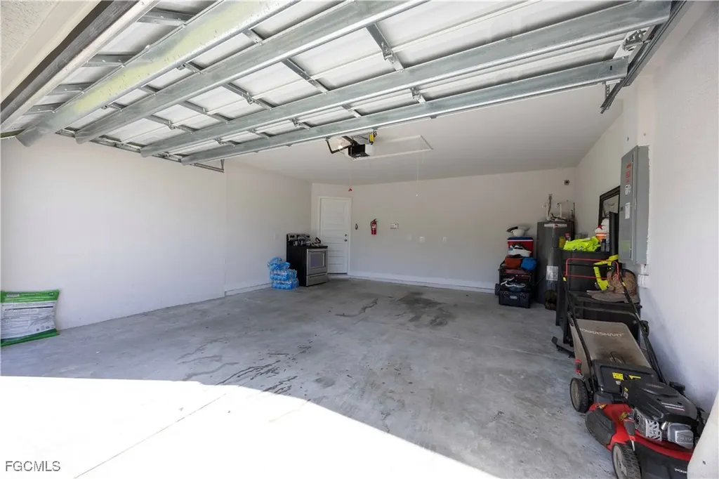 1911 Lemona Avenue Lehigh Acres FL 33972