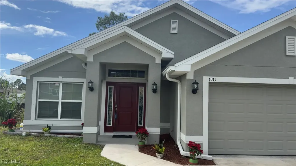 1911 Lemona Avenue Lehigh Acres FL 33972