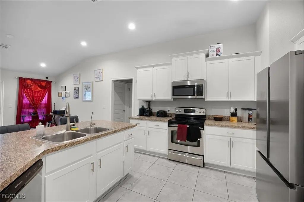 1911 Lemona Avenue Lehigh Acres FL 33972