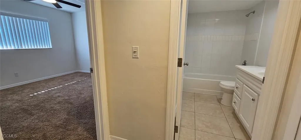 1507 Cape Coral Parkway W Cape Coral FL 33914