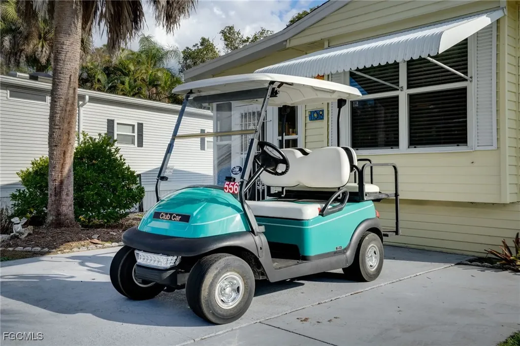 10835 Ani Circle Estero FL 33928