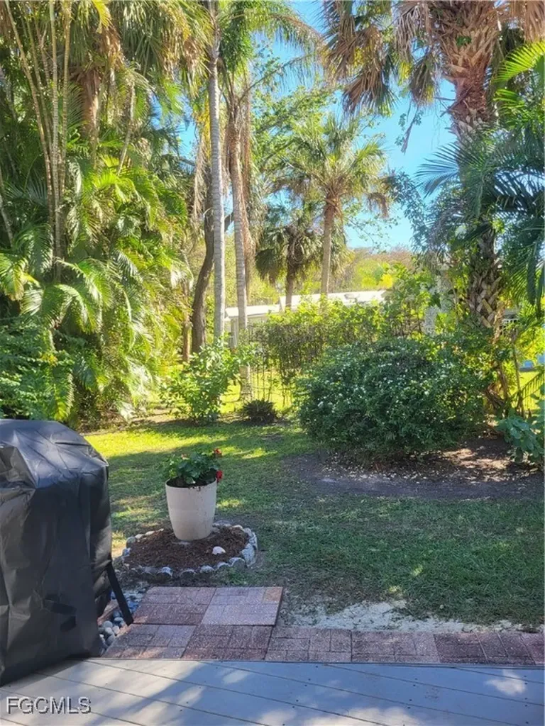 10835 Ani Circle Estero FL 33928