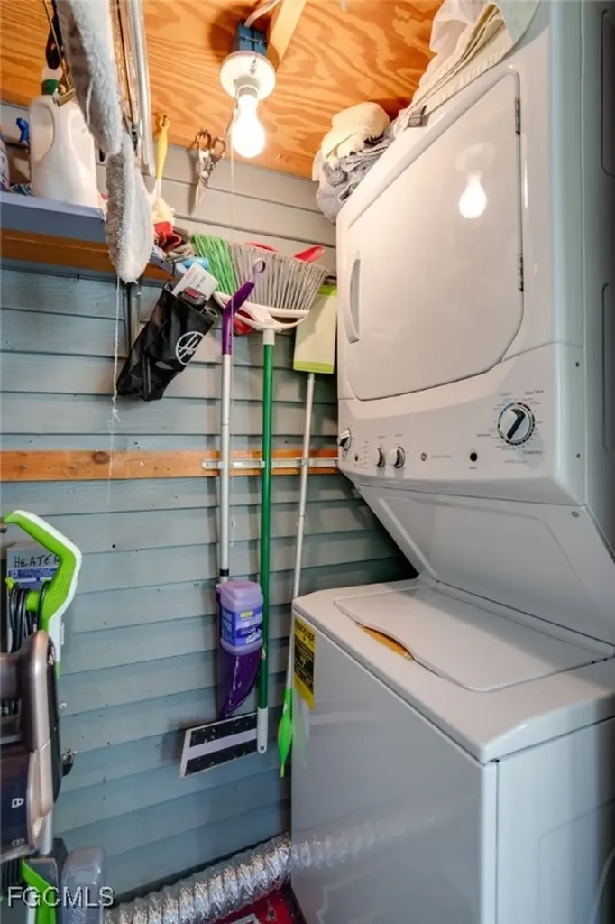 10835 Ani Circle Estero FL 33928