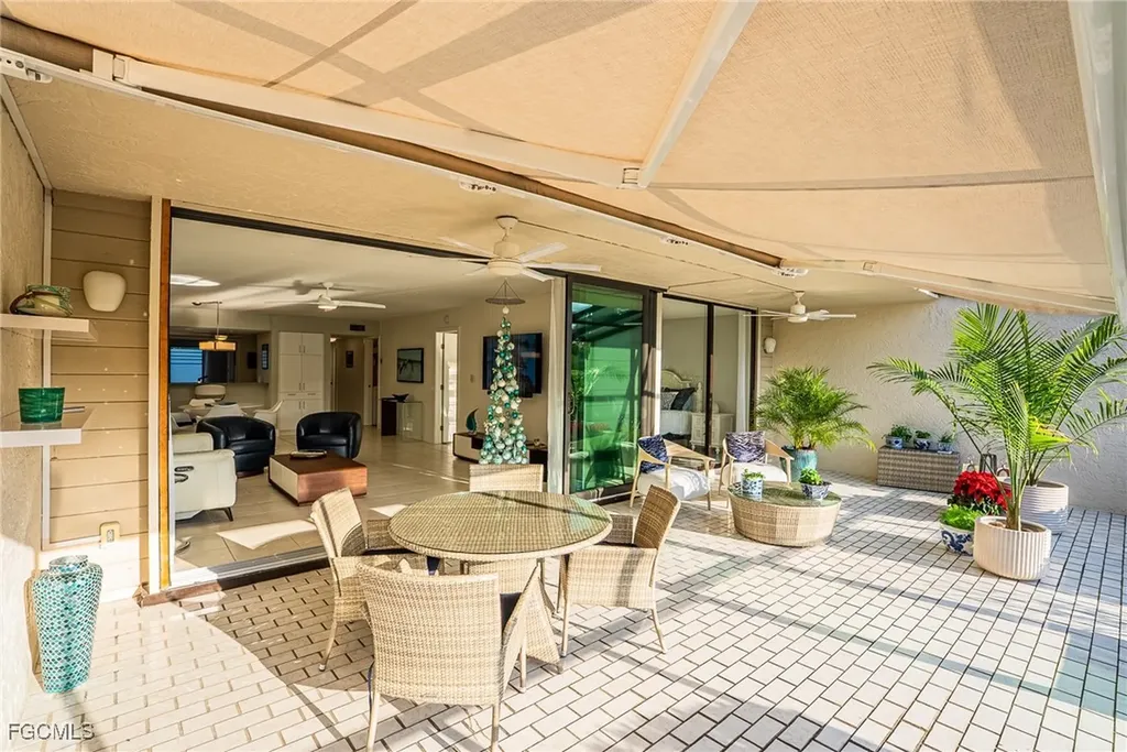 16454 Timberlakes Drive Fort Myers FL 33908