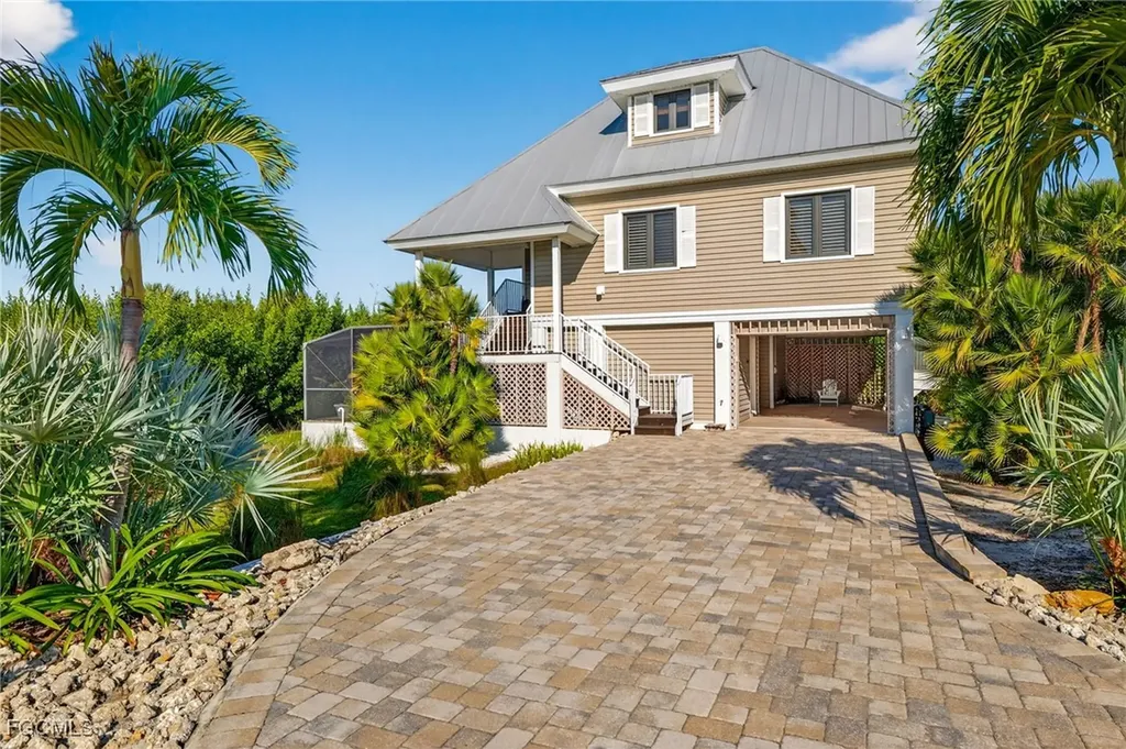 Sanibel FL, 698 Spartina Court