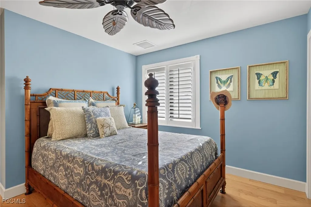 698 Spartina Court Sanibel FL 33957