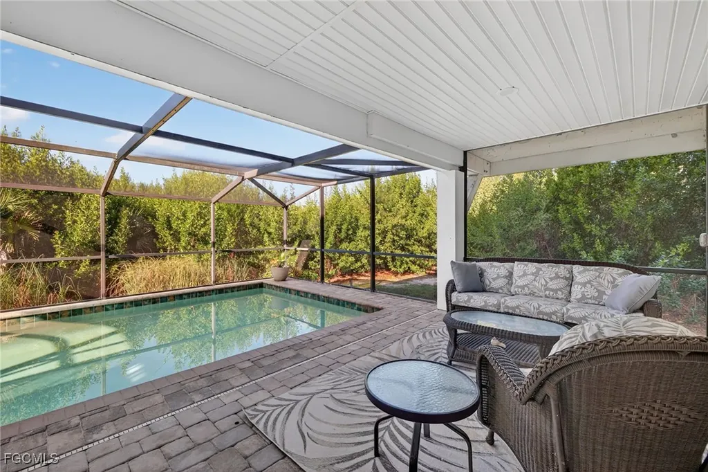 698 Spartina Court Sanibel FL 33957