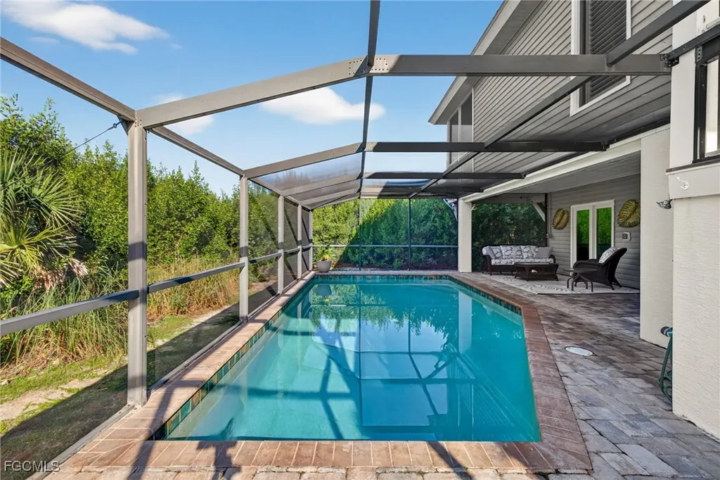 698 Spartina Court Sanibel FL 33957