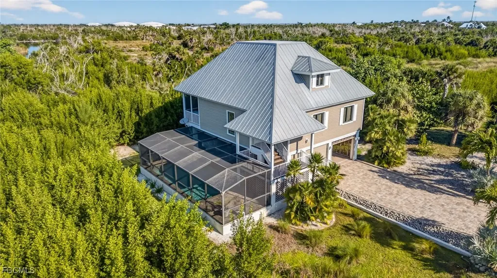 698 Spartina Court Sanibel FL 33957