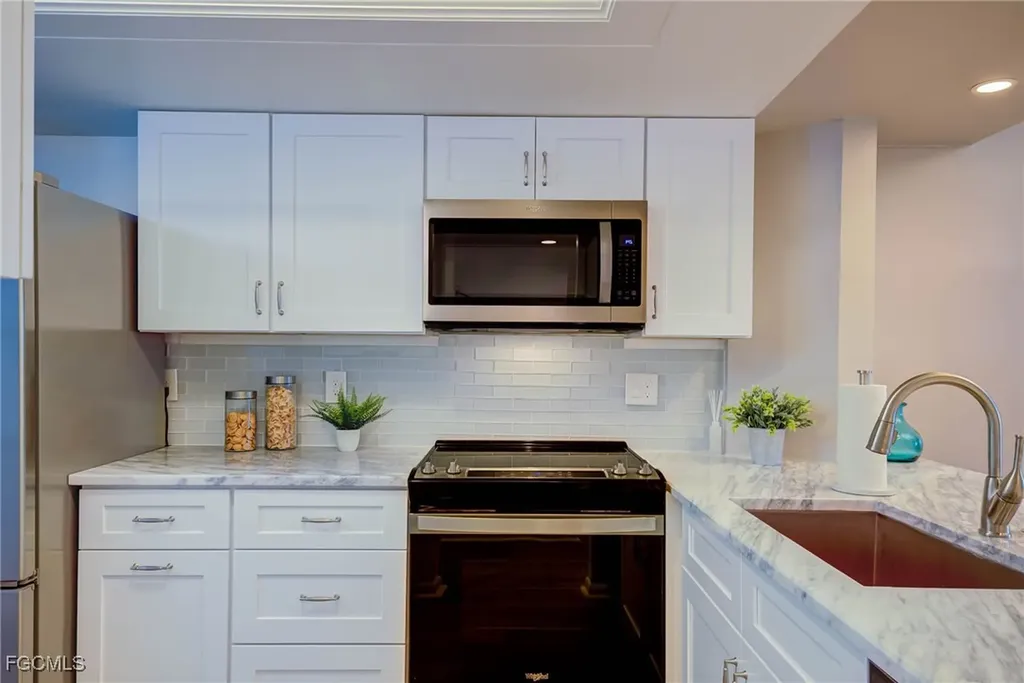 4510 N Key Drive North Fort Myers FL 33903