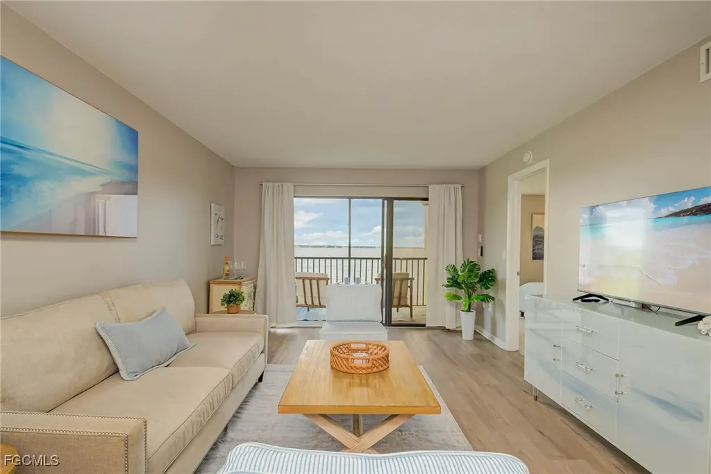 4510 N Key Drive North Fort Myers FL 33903