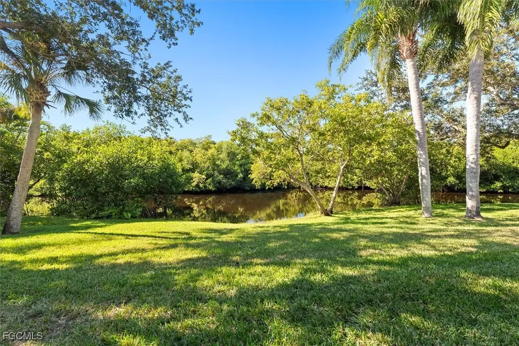 15371 River Vista Drive North Fort Myers FL 33917