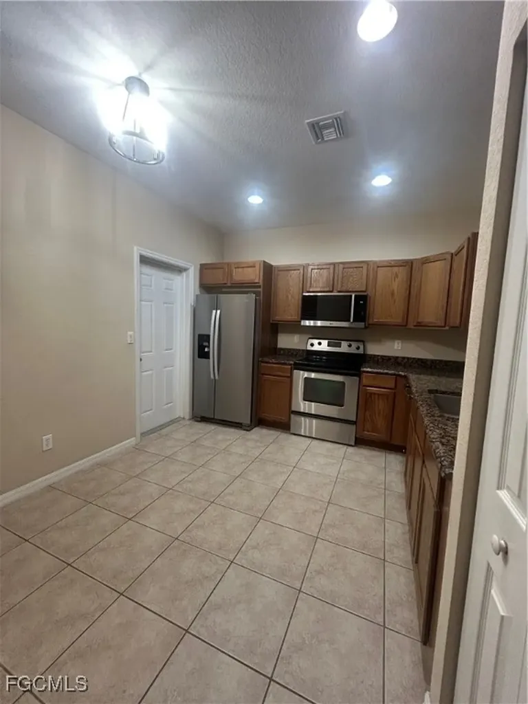 3370 Dandolo Circle Cape Coral FL 33909