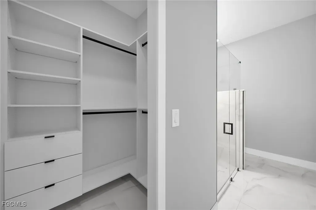 1225 NE 5th Place Cape Coral FL 33909