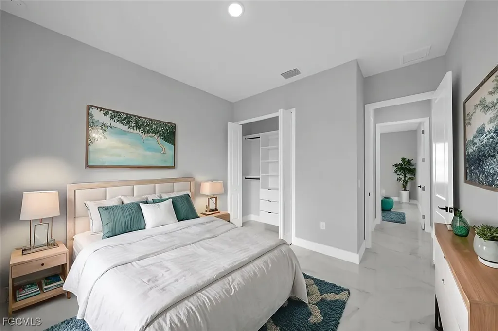 1225 NE 5th Place Cape Coral FL 33909