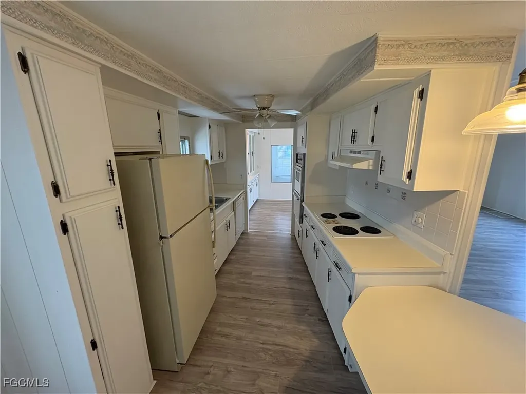 606 Pine Grove Court North Fort Myers FL 33917