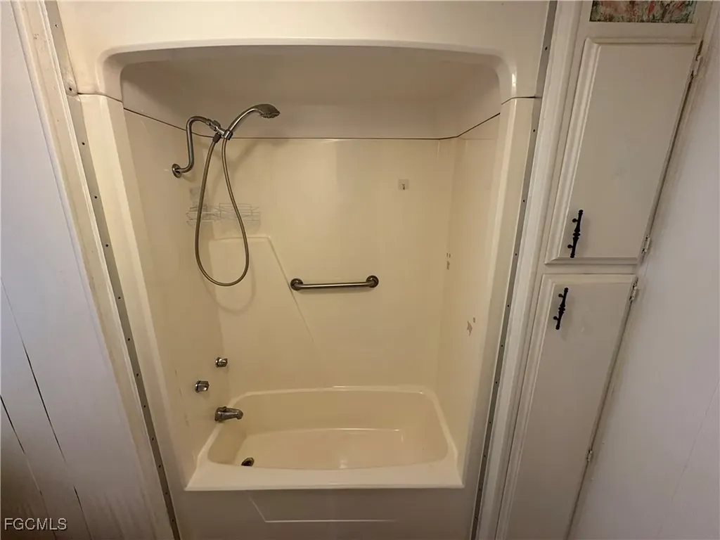 606 Pine Grove Court North Fort Myers FL 33917