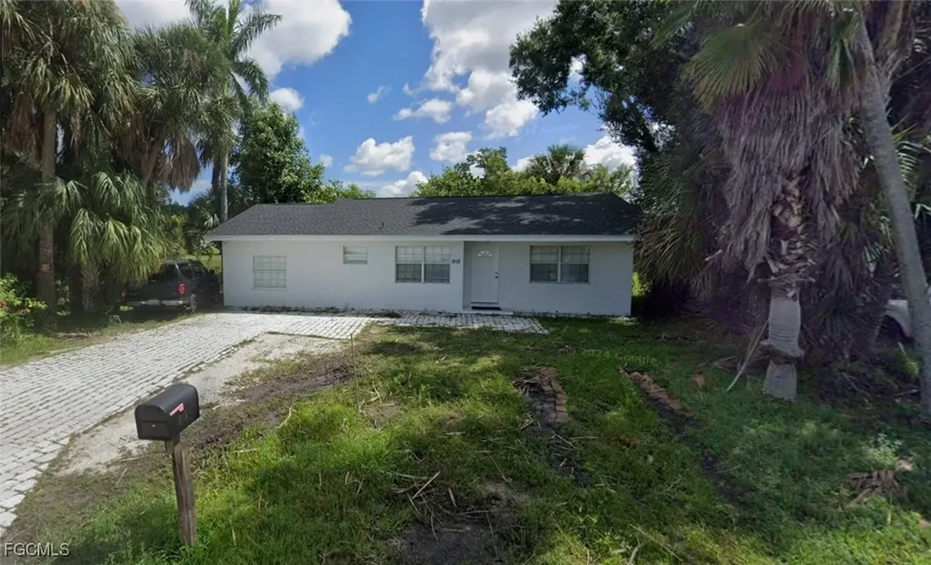 915 Alderman Street Fort Myers FL 33916