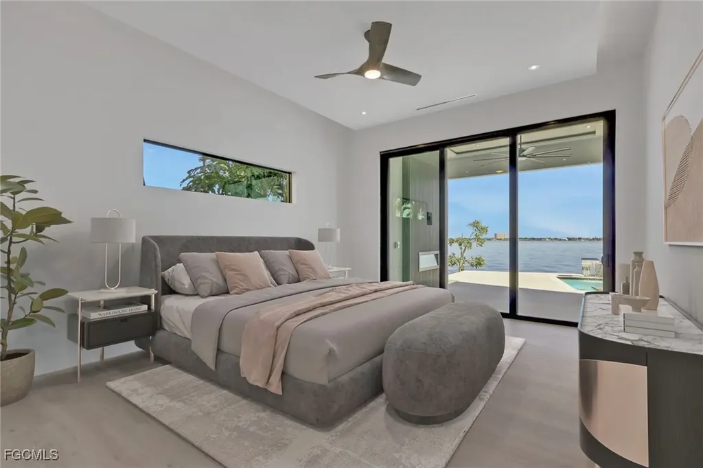 5653 Riverside Drive Cape Coral FL 33904