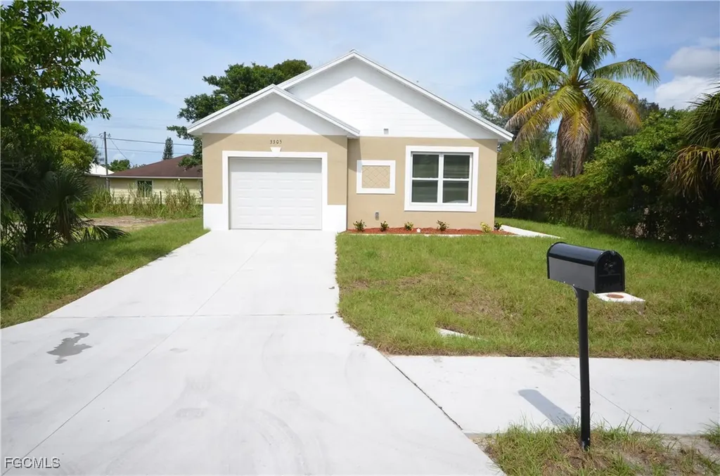 3305 Bassie Court Fort Myers FL 33916