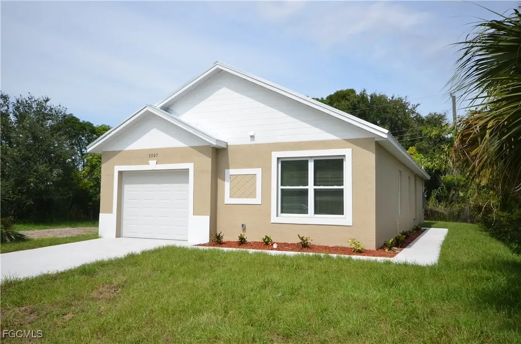 3305 Bassie Court Fort Myers FL 33916
