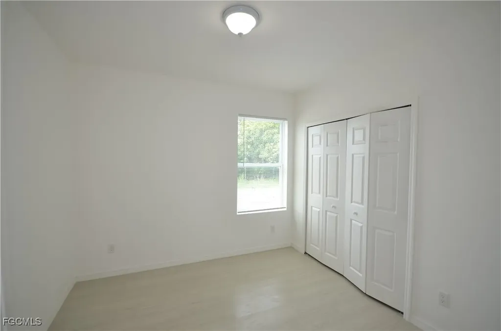 3305 Bassie Court Fort Myers FL 33916