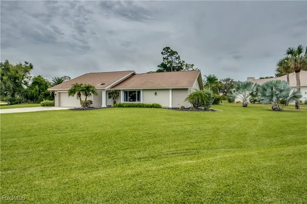 16552 Bear Cub Court Fort Myers FL 33908