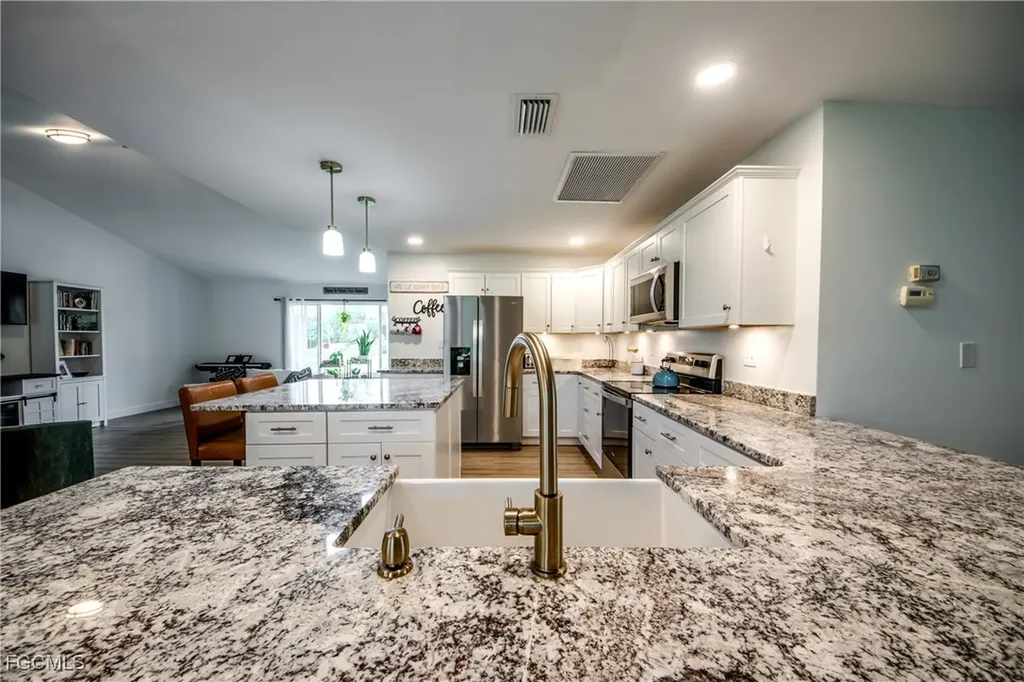 16552 Bear Cub Court Fort Myers FL 33908