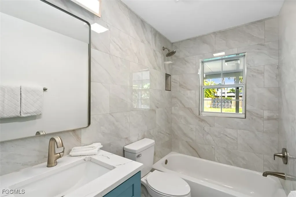14773 Martin Drive Fort Myers FL 33908