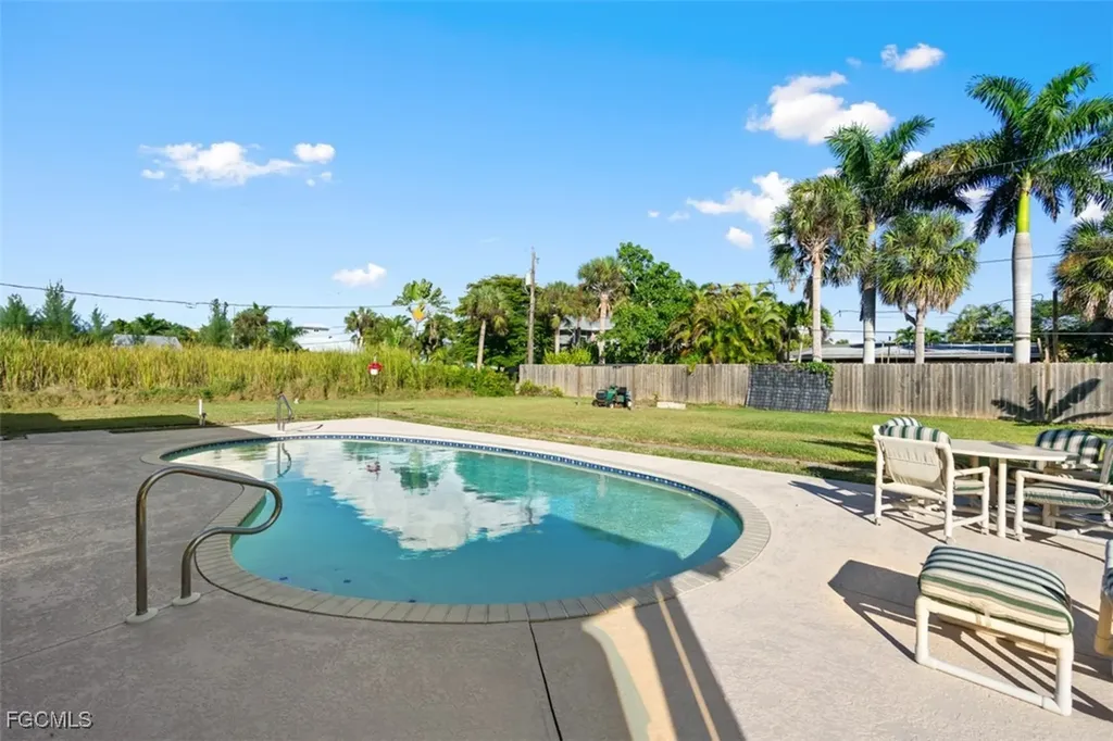 14773 Martin Drive Fort Myers FL 33908