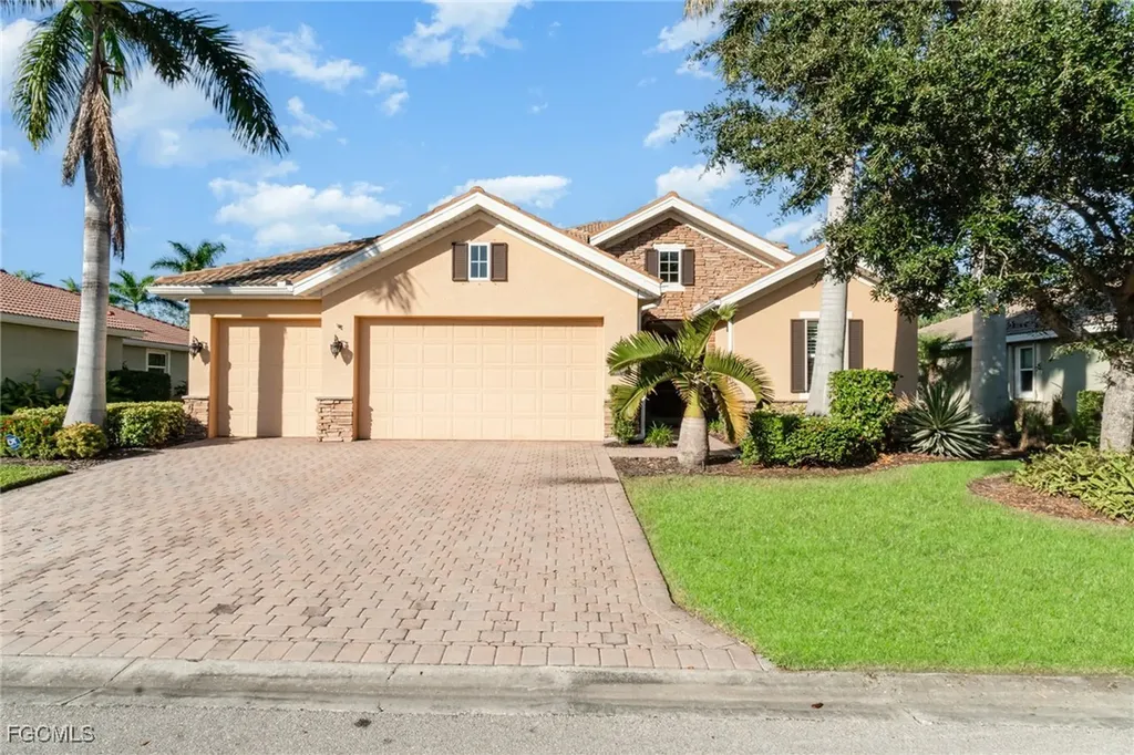 3040 Scarlet Oak Place North Fort Myers FL 33903