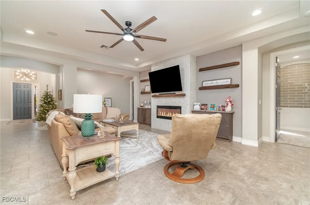 3040 Scarlet Oak Place North Fort Myers FL 33903