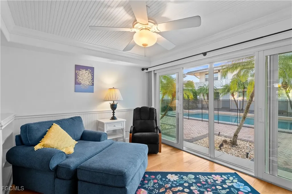 320 14th Avenue S Naples FL 34102