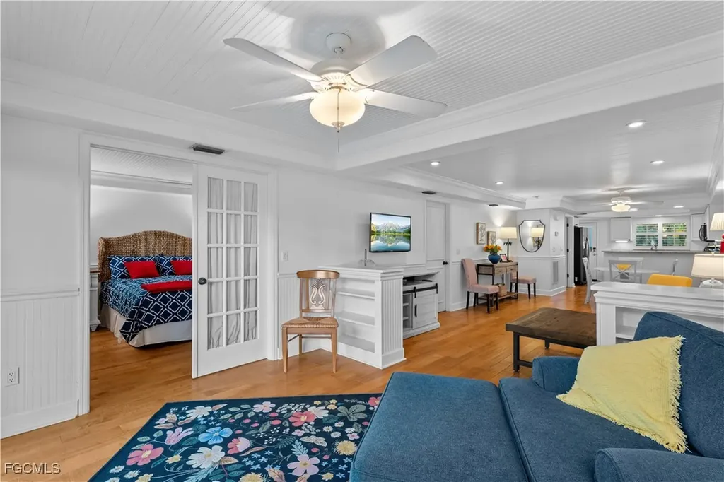 320 14th Avenue S Naples FL 34102