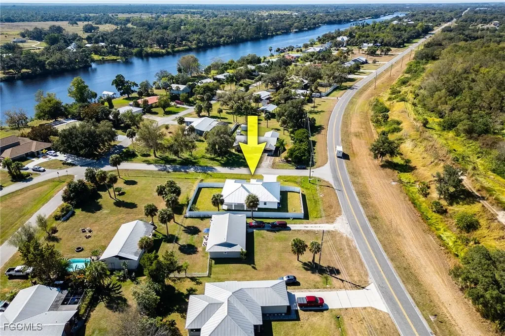 3002 Mercer Way Labelle FL 33935