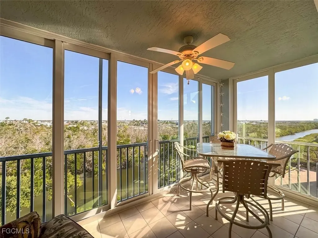 Fort Myers Beach FL, 22724 Island Pines Way, Unit 403