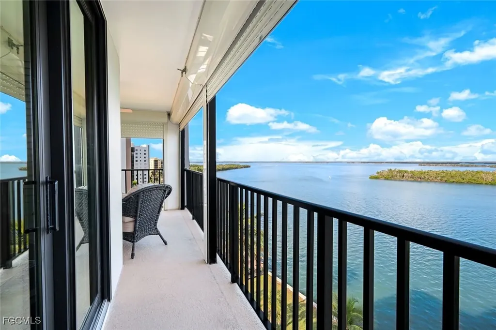 4253 Bay Beach Lane Fort Myers Beach FL 33931